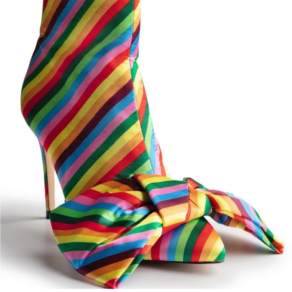 For The “Pop of Color” Girls! - Iconic Statement Bow Boot - Picture 5 of 11